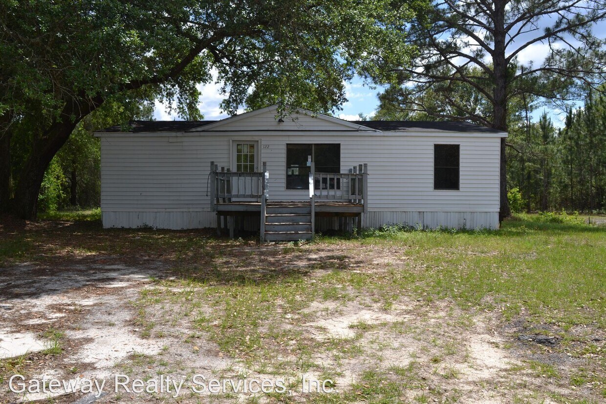3 br, 2 bath House 122 Phillips Ave. House Rental in Waycross, GA