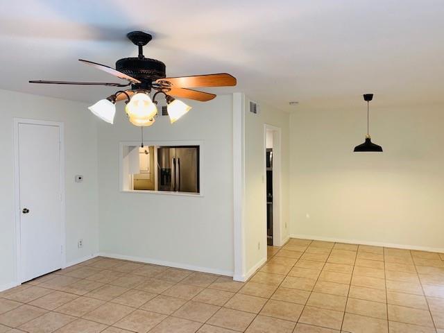 Foto del edificio - 6718 Silvermine Dr