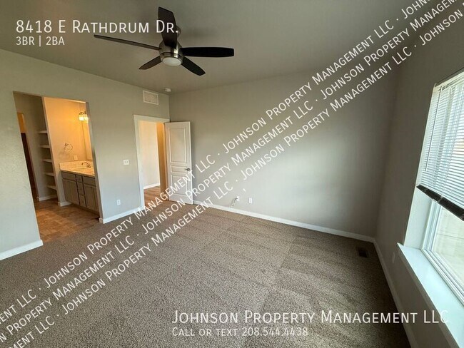 Foto del edificio - 8418 E Rathdrum Dr