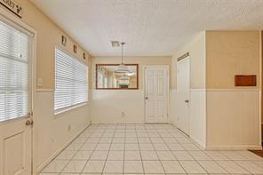 Foto del edificio - 11714 McLain Blvd