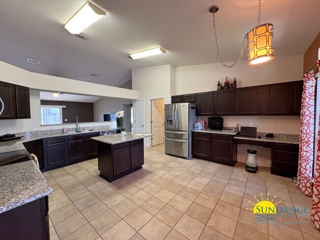 Foto del edificio - Beautifully Maintained 3-Bedroom Home in P...