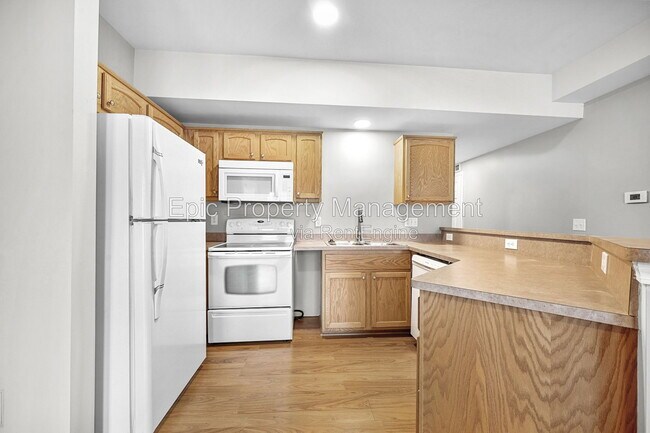 Foto del edificio - 14052 Webster Dr