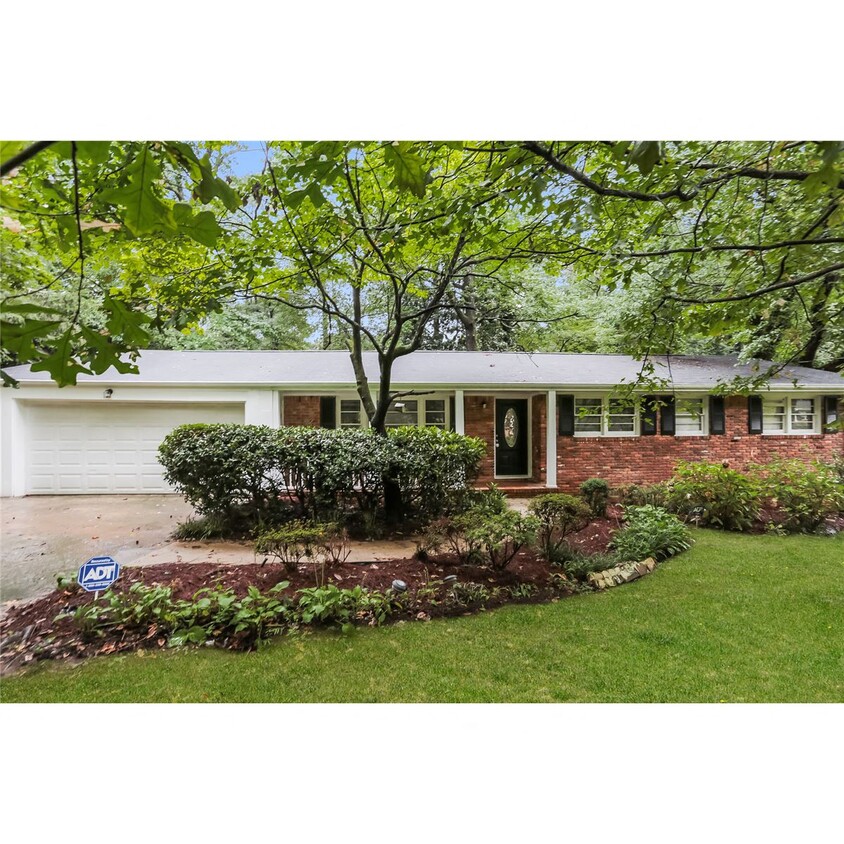 Foto principal - 4605 Greensprings Rd