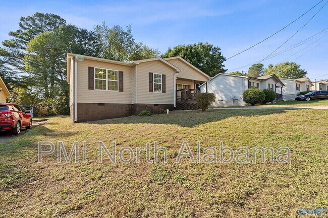 Building Photo - 3103 Sonya Dr NW