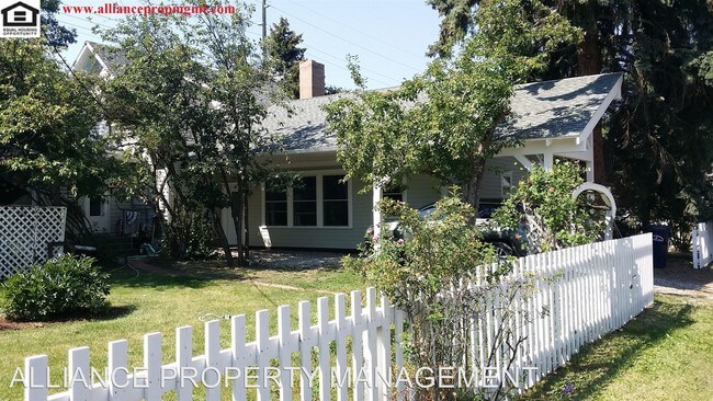 Building Photo - 2 br, 1.5 bath Apartment - 716 S. Black