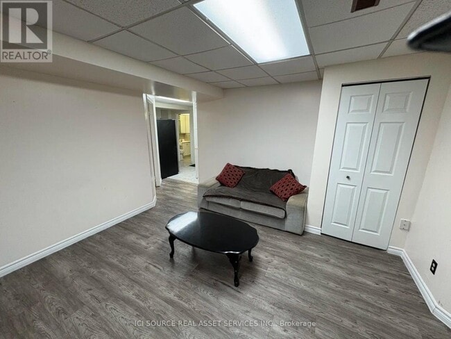 Building Photo - 23 Broadbridge Dr