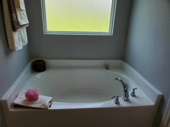 Foto del edificio - 3512 Pear Blossom Way