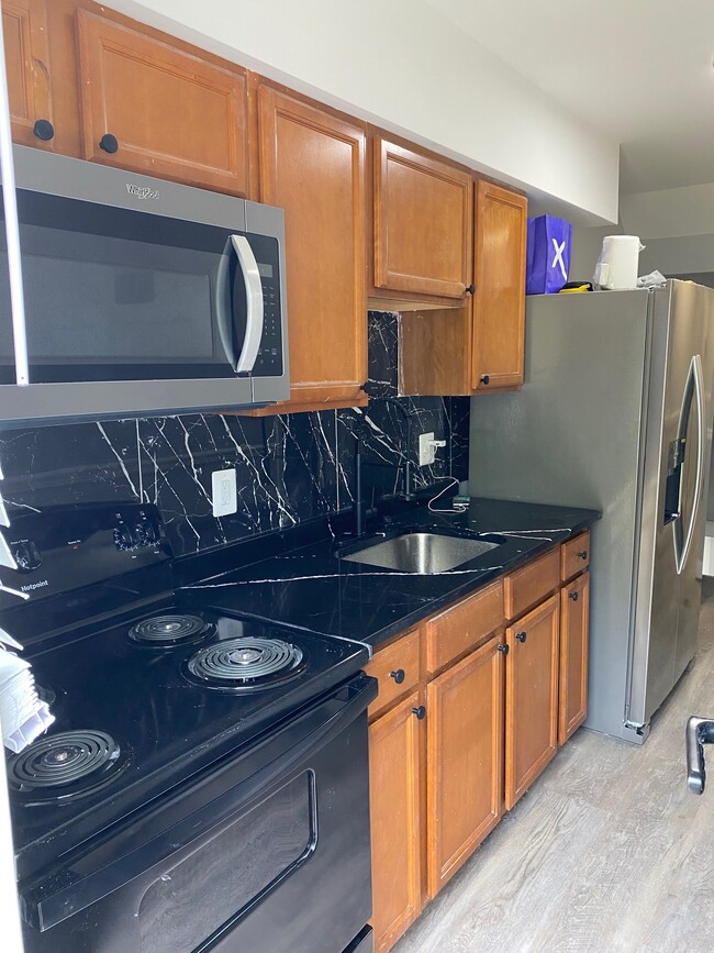 Photo - 2848 Edgecombe Cir S Townhome