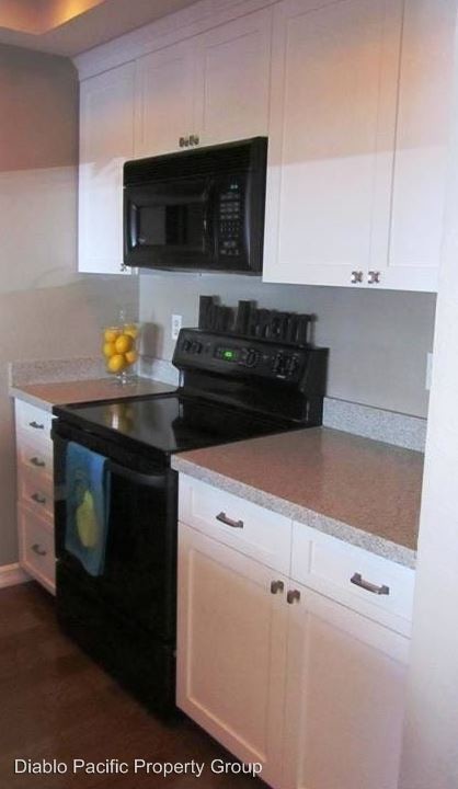 Foto del edificio - 2 br, 1 bath House - 2715 Oak Rd, Ste D