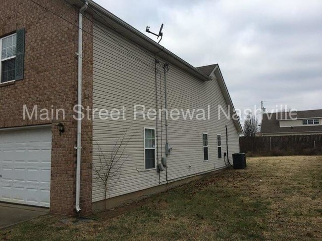 Building Photo - 1122 Benton Mason Dr