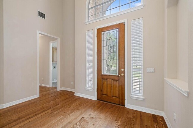 Building Photo - 10425 Canyon Vista Way