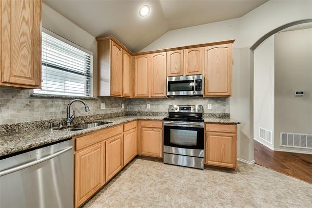 Foto del edificio - 5501 Crestwood Dr