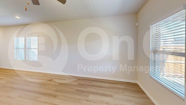 Foto del edificio - 5115 Bonanza Dr