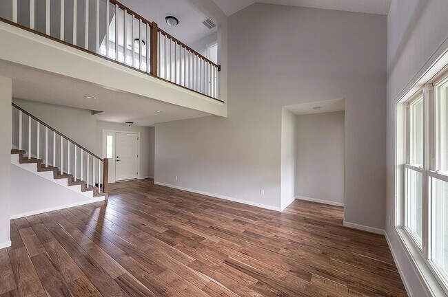 Foto del edificio - 5205 Pigeon Creek Ct
