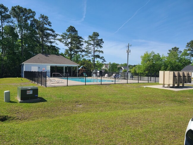 Foto del edificio - 3 Bedroom, 2 bath home in the Bridgeport C...