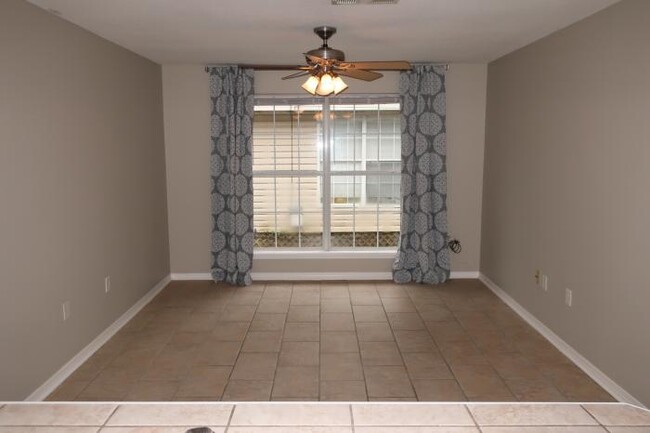 Foto del edificio - 3 bedroom in Petal MS 39465