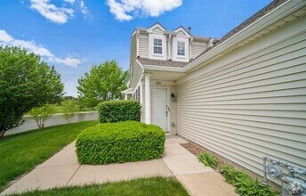 Building Photo - 2503 Sheehan Dr