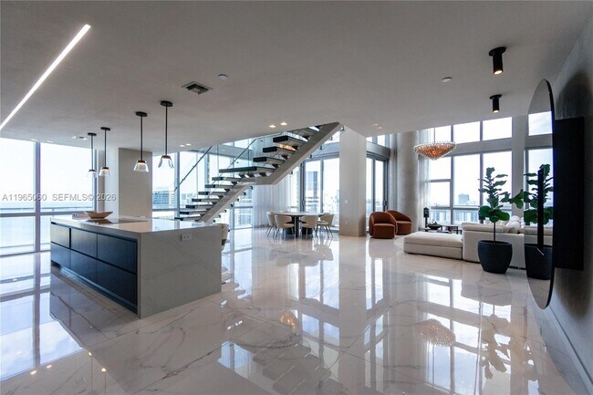 Foto del edificio - 851 NE 1st Ave