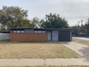 Building Photo - 2517 47th St