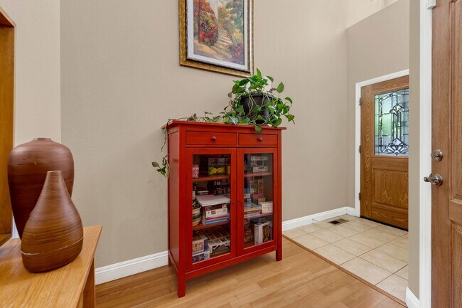 Foto del edificio - Central 2 Bedroom Home - Reno