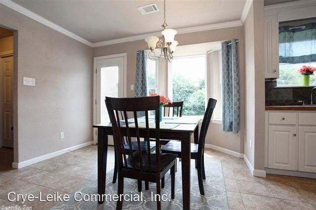 Foto del edificio - 4 br, 2 bath House - 901 Eastern Ave.