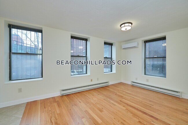 Building Photo - 7 Grove St