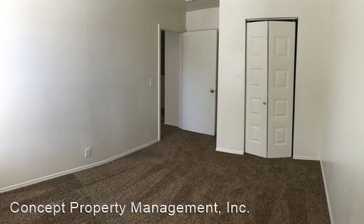 Building Photo - 522 Twin Trees Ln