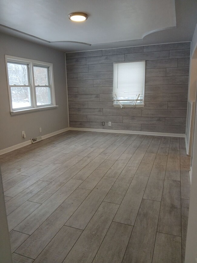 Foto del edificio - 2423 Rose Ave