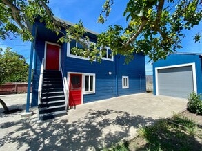 Building Photo - 1076 Grand Ave