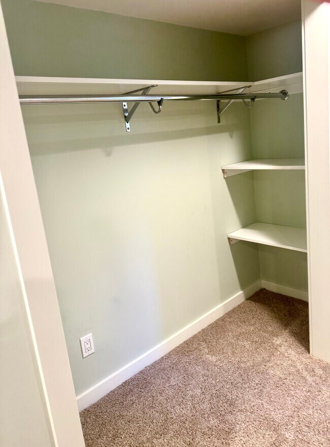 Foto del edificio - 7419 Keen Way N