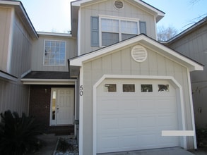 Building Photo - 50 Woodfield Pl