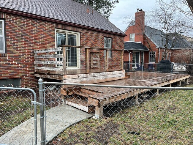 Building Photo - 2909 46th St
