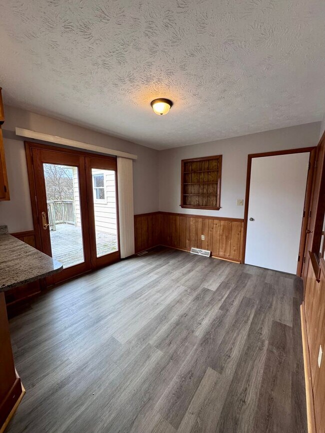 Foto del edificio - Duplex for Rent in Dayton
