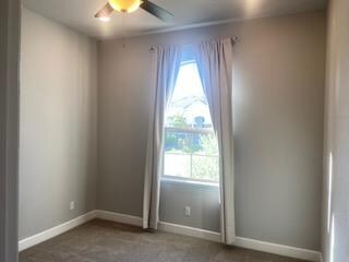 Foto del edificio - 5009 Creekhollow Way