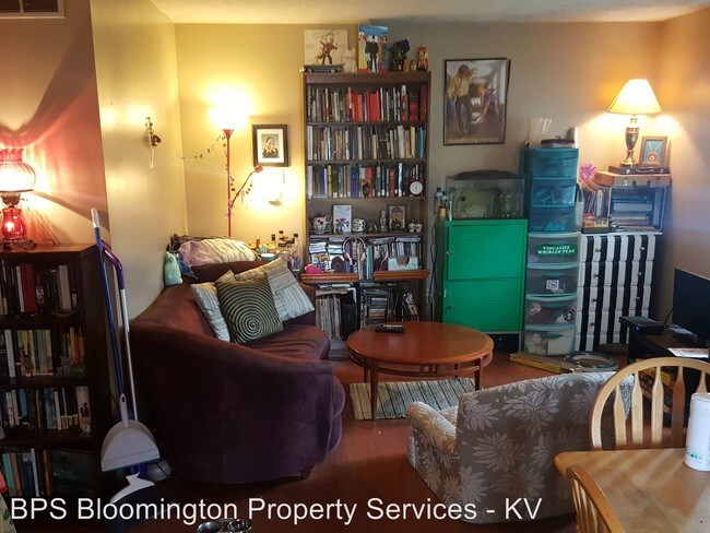 Building Photo - 3 br, 2 bath Apartment - 518 S Washington St