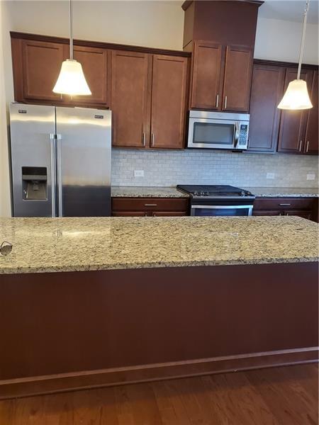 Foto del edificio - 4355 Donahue Ave