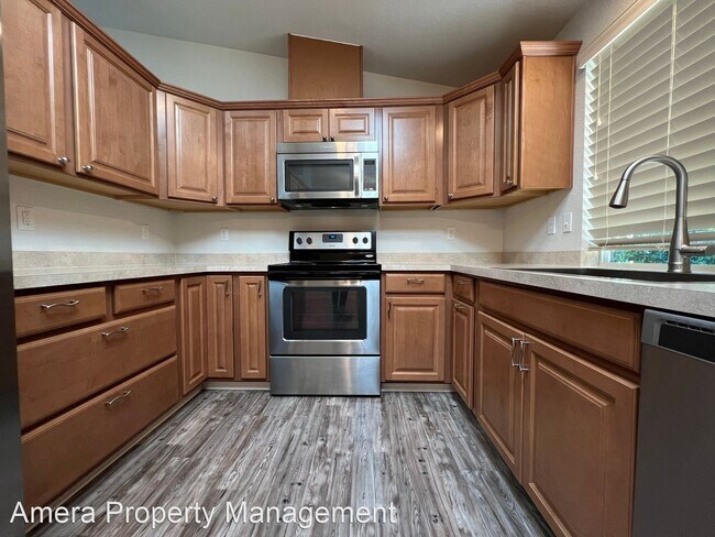 Building Photo - 3 br, 2 bath House - 5915 Compton Loop SE