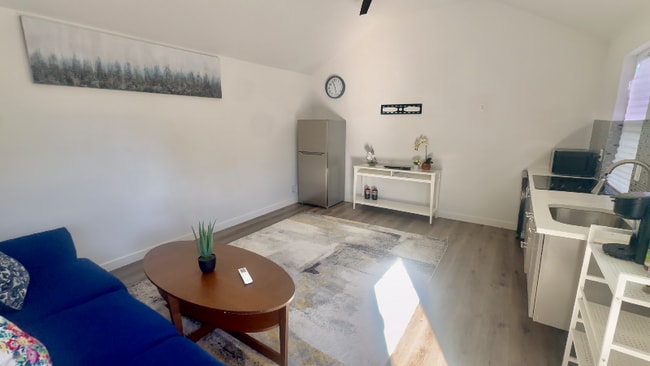 Photo - 2717 E Park Blvd Apartment