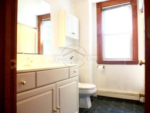 Foto del edificio - 2 bedroom in Waltham MA