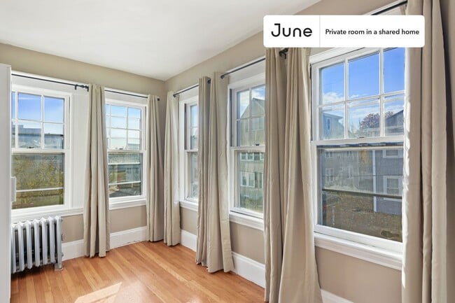 Foto del edificio - Room in Shared 5 bed/2 bath home