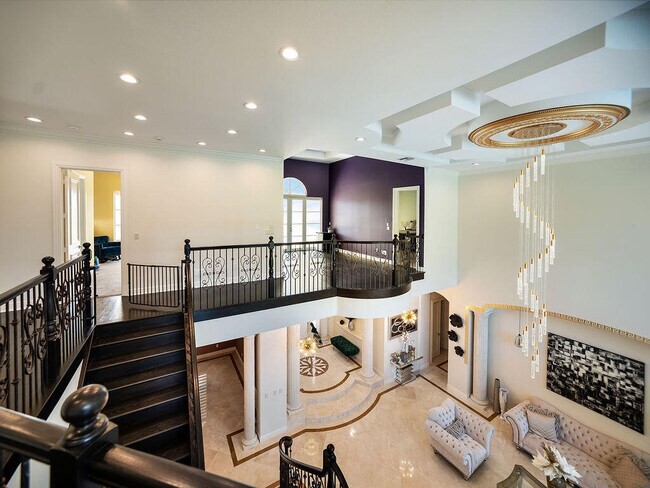 Building Photo - 9525 Captiva Cir