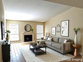 Building Photo - 7400 Bellerive Dr