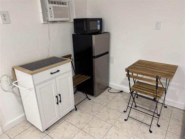 Foto del edificio - 2205 SW 16th Ter