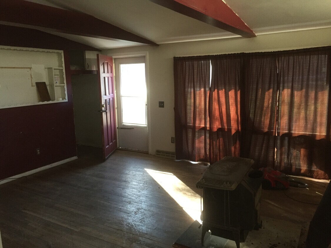 704 Middletown Rd, Colchester, CT 06415 House Rental in Colchester