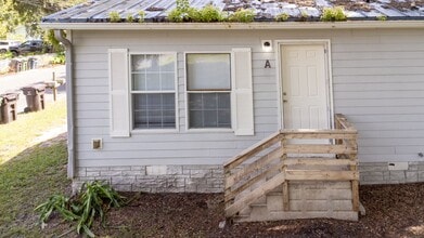 Building Photo - 37 Evergreen Ave