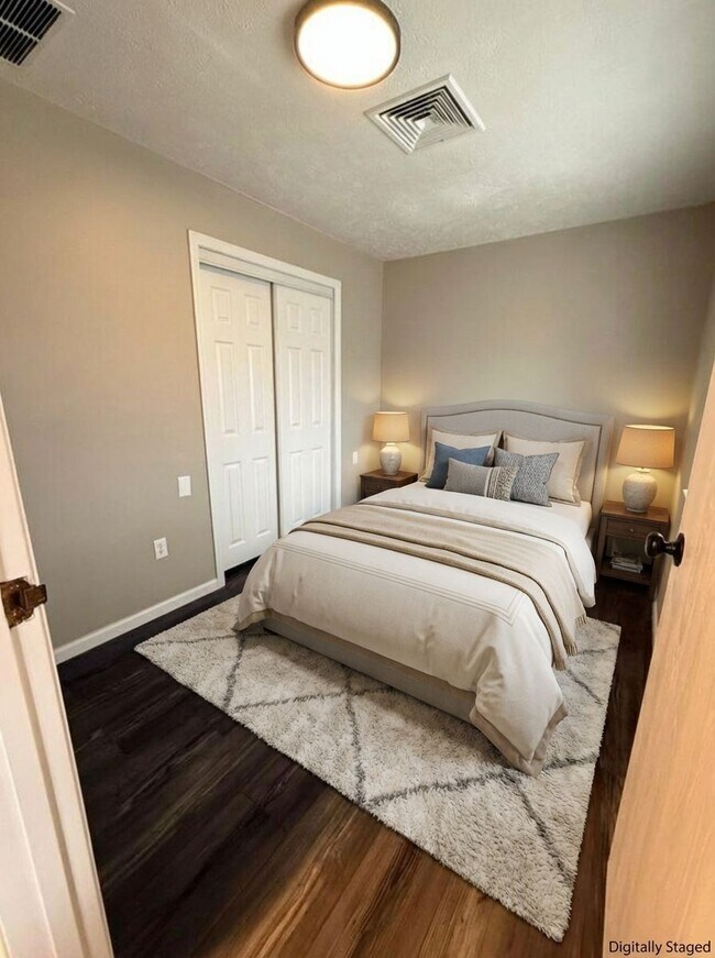 Foto del edificio - Welcome to Somerset Village!