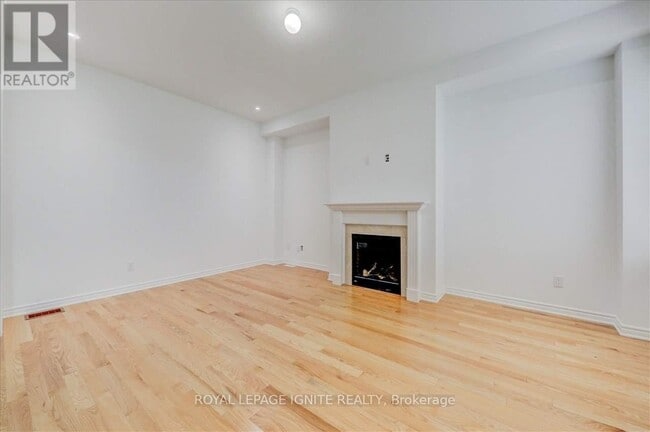 Building Photo - 96 Closson Dr