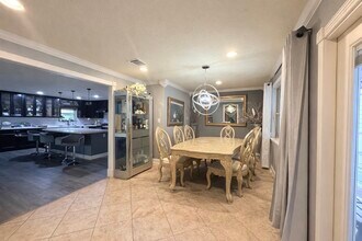 Building Photo - 9770 Tappenbeck Dr