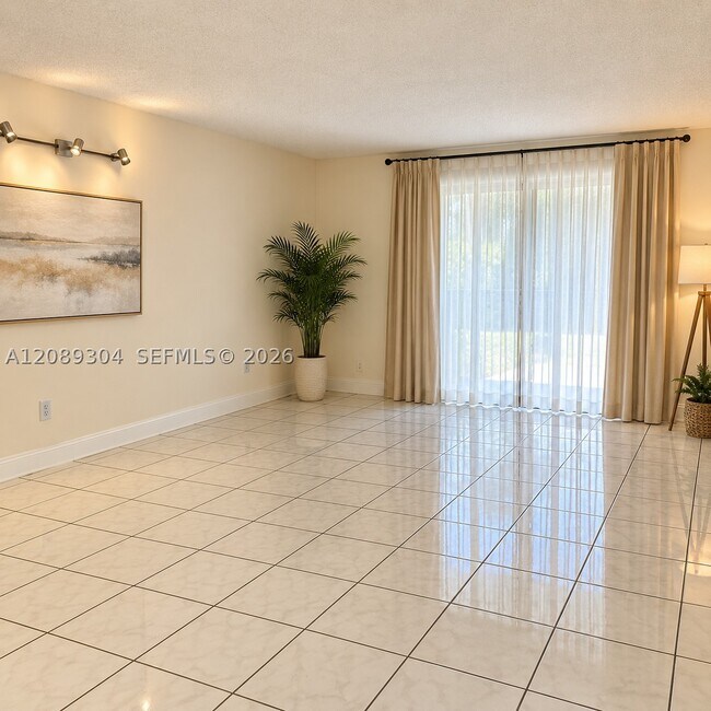 Building Photo - 8760 SW 133rd Ave