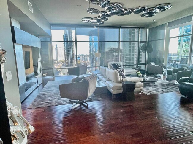 Foto del edificio - 1262 Kettner Blvd